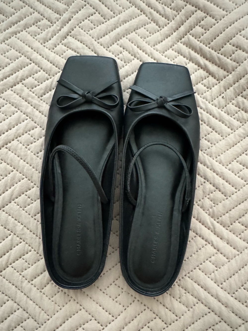 Charles and Keith Black Women's Square-Toe Ballet Flats with Bow